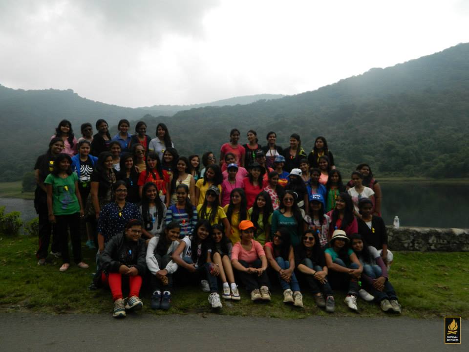 Students from Various Colleges Participate in Autumn Leadership Camp 2014.